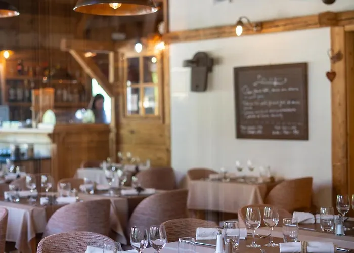 La Ferme Du Hotel 4*
