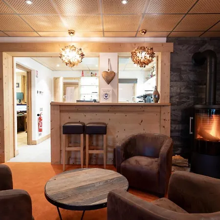 Hotel La Ferme Du 4*