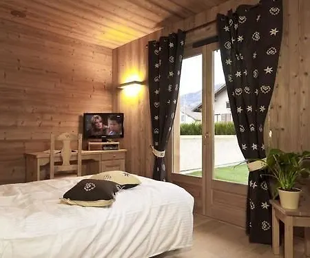 La Ferme Du Hotel 4*