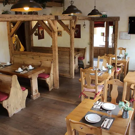 Hotel La Ferme Du Thyez